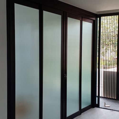 Aluminum windows and doors (5)